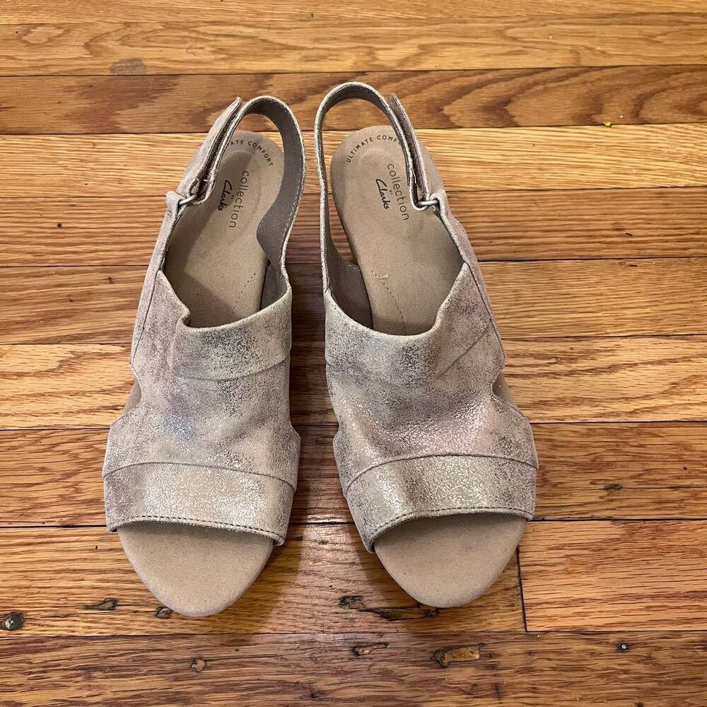 Clarks Collection Annadel Ivory Pewter Metallic Cork Wedge Sandals Size 11 - Picture 2 of 8